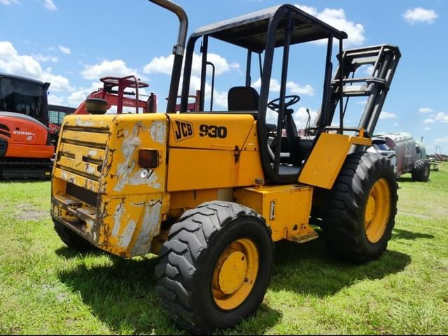 Image of JCB 930 equipment image 2