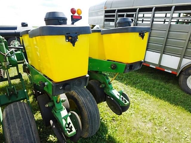 Image of John Deere 1760 equipment image 4