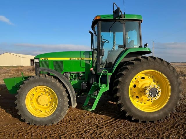 Image of John Deere 7810 equipment image 2