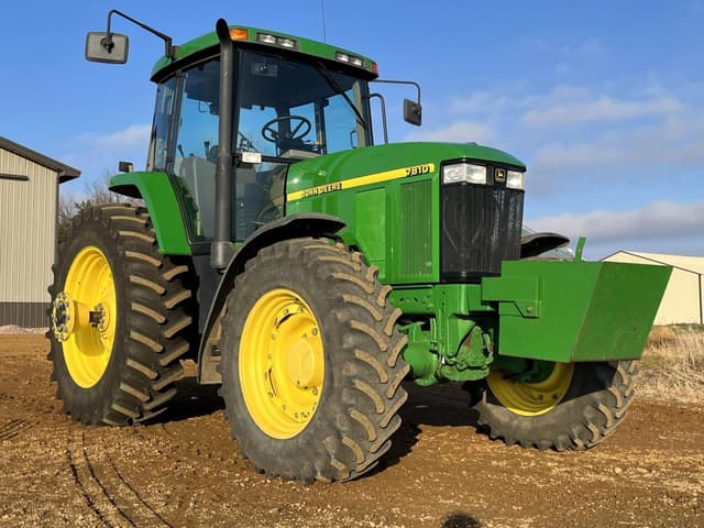 Image of John Deere 7810 equipment image 3