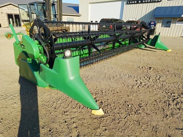 Image of John Deere 920 equipment image 2