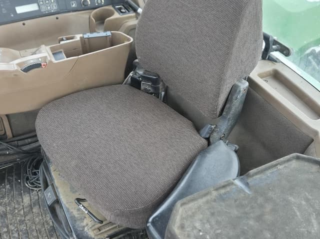 Image of John Deere 9400 equipment image 2