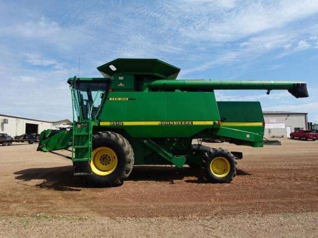 Image of John Deere 9510 equipment image 1