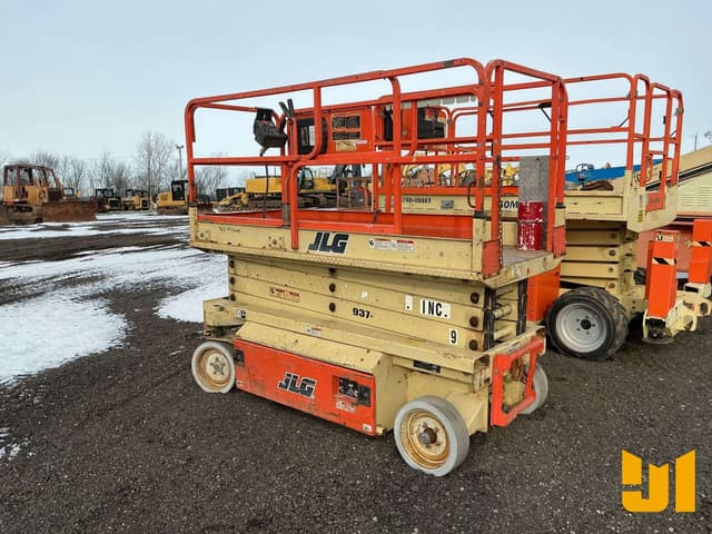 Image of JLG 2646E equipment image 3