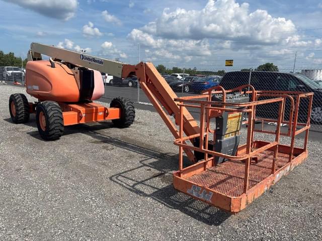 Image of JLG 600AJ equipment image 3