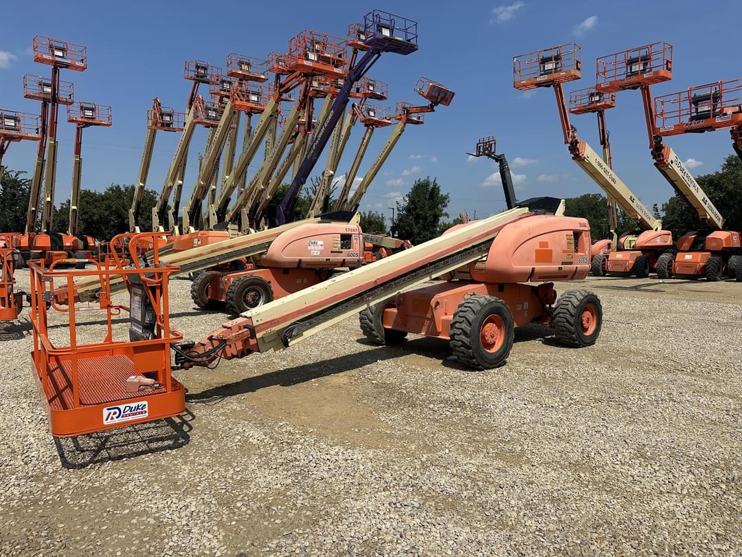 Image of JLG 600S Primary image