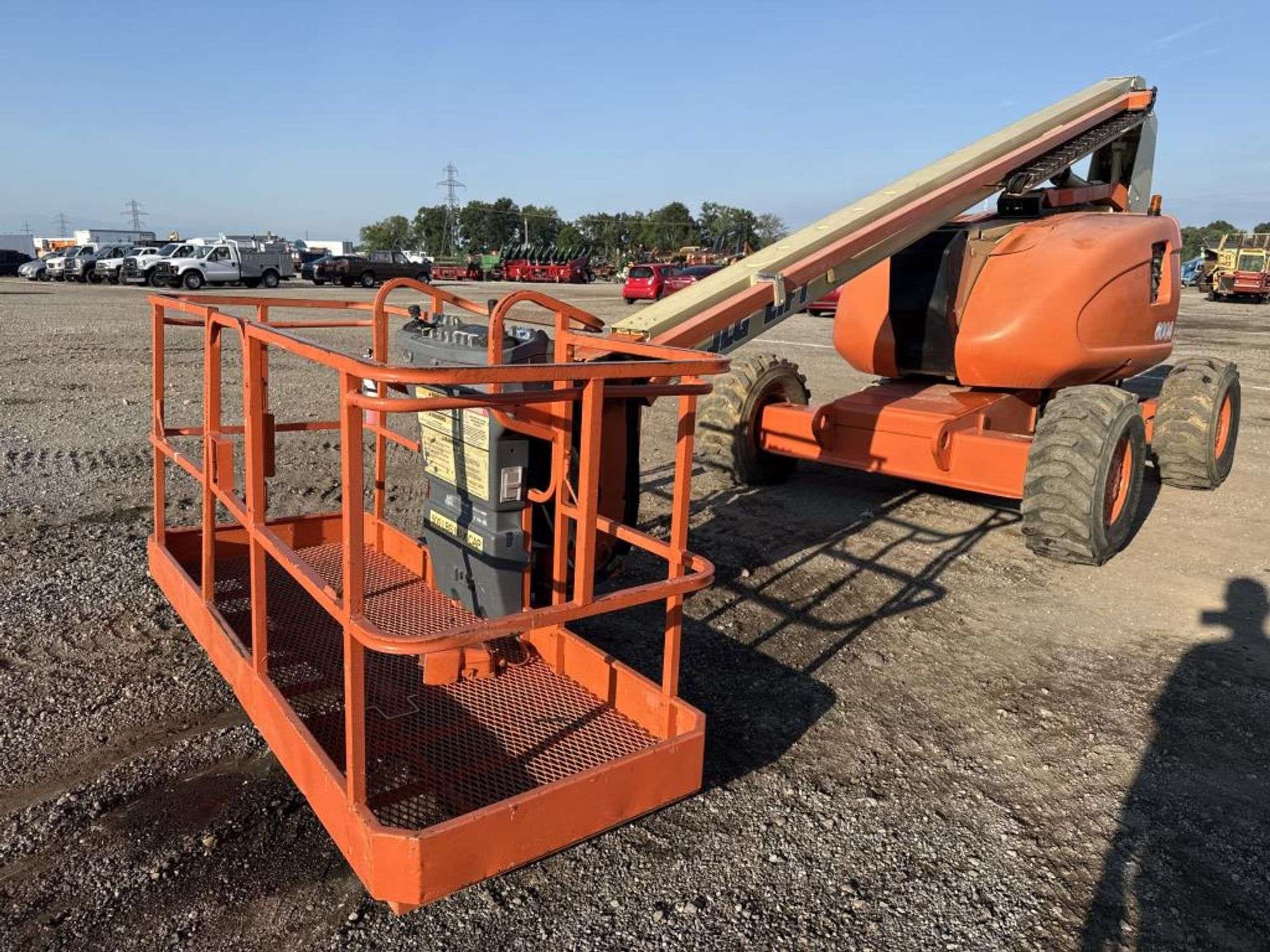 1998 JLG 600A Equipment Image0