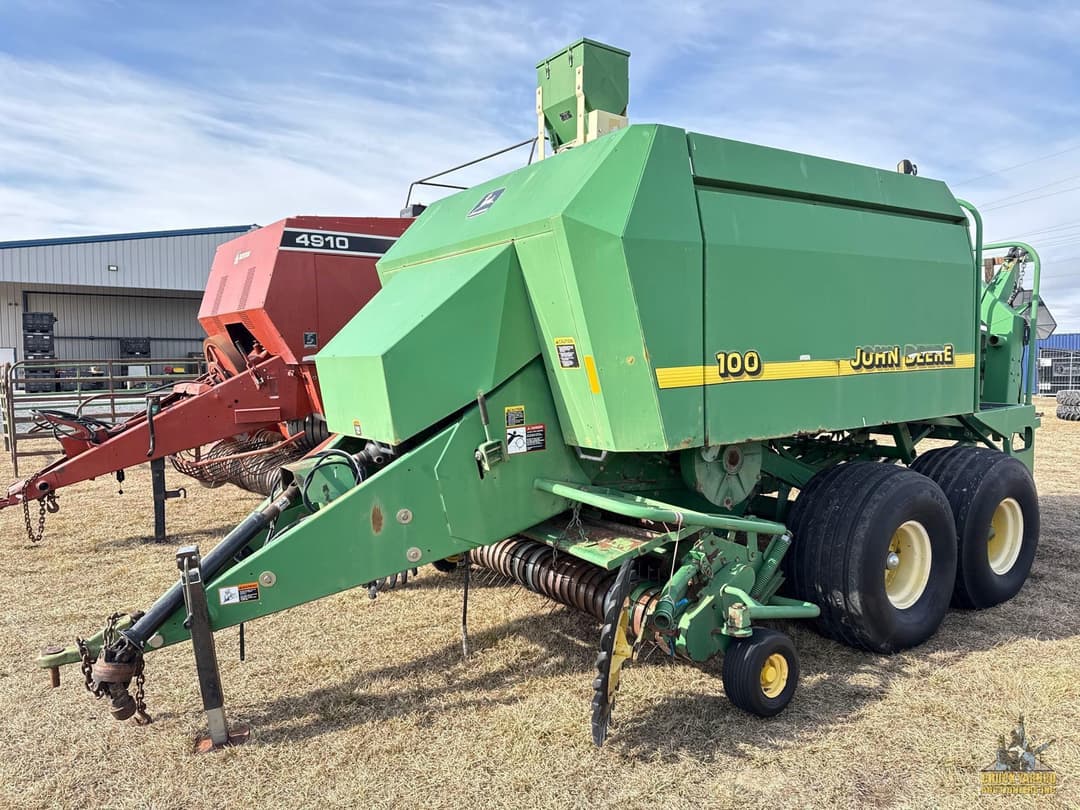 Image of John Deere 100 Primary image