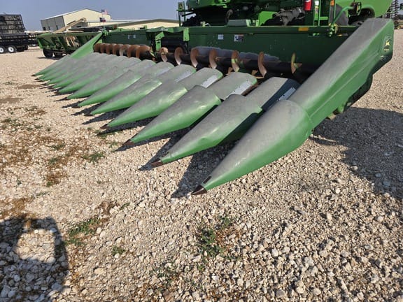 1998 John Deere 1293 Equipment Image0