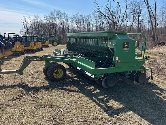 Image of John Deere 1560 equipment image 2