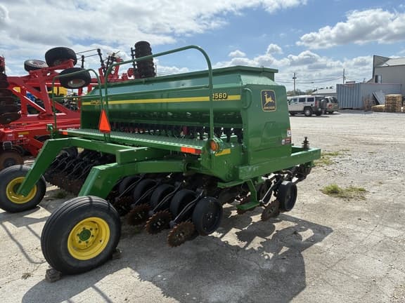 Image of John Deere 1560 Primary image
