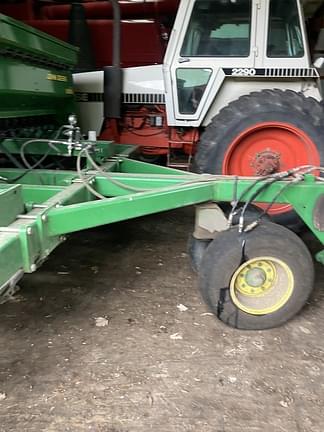 Image of John Deere 1560 equipment image 1
