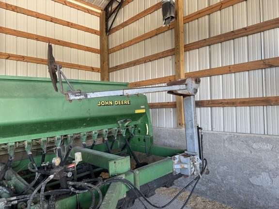 Image of John Deere 1560 equipment image 2