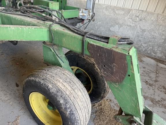 Image of John Deere 1560 equipment image 4