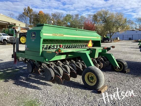 Image of John Deere 1560 equipment image 4