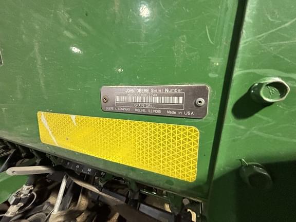 Image of John Deere 1560 equipment image 2