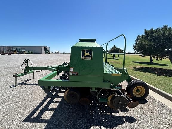 Image of John Deere 1560 equipment image 1