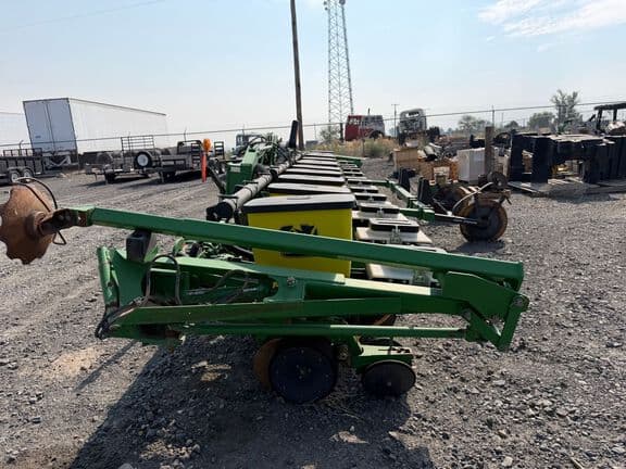 Image of John Deere 1720 equipment image 1