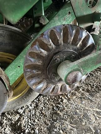 Image of John Deere 1750 equipment image 2