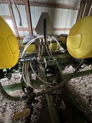 Main image John Deere 1750