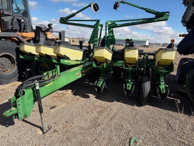 1998 John Deere 1760 Equipment Image0