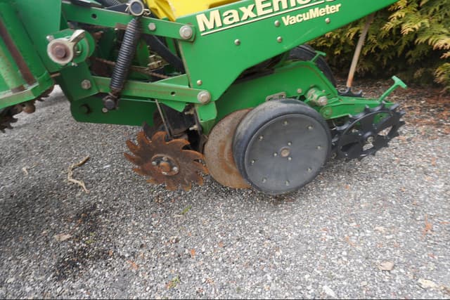 Image of John Deere 1760 equipment image 3