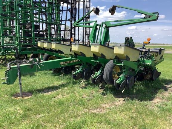 Main image John Deere 1760