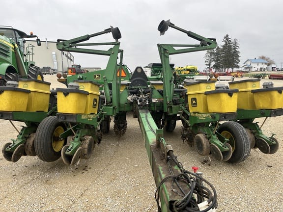 Main image John Deere 1760