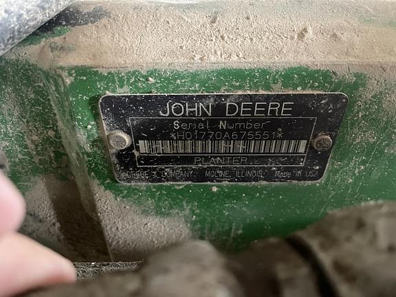 Image of John Deere 1770 equipment image 4