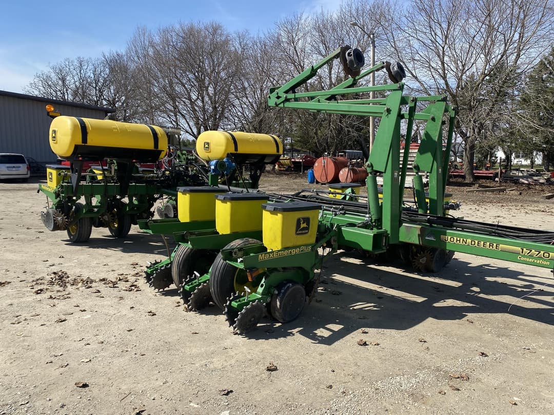 Image of John Deere 1770 Primary image
