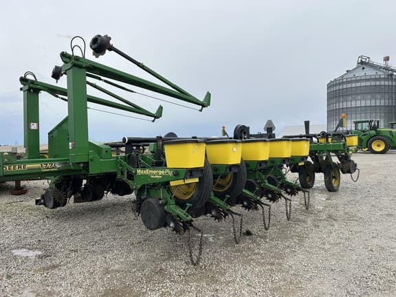 Image of John Deere 1770 equipment image 2