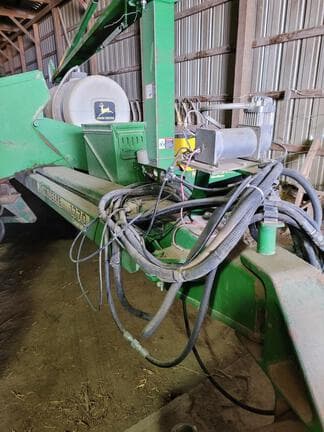 Image of John Deere 1770 Primary image