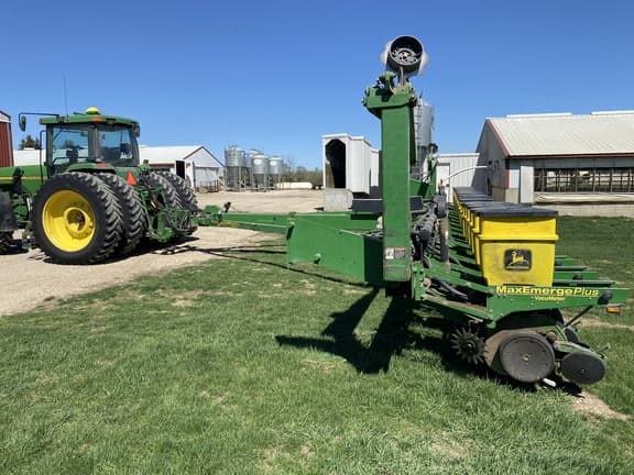 Image of John Deere 1770 equipment image 2