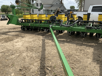 Main image John Deere 1770