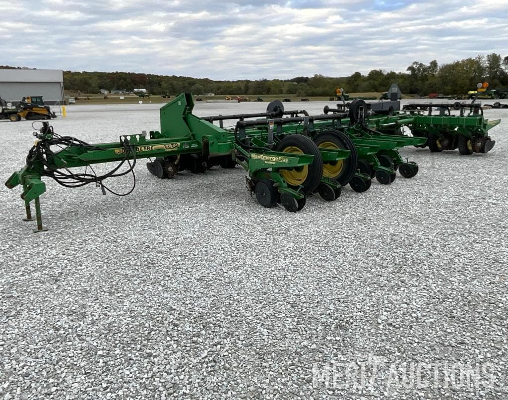 Image of John Deere 1770 Primary image