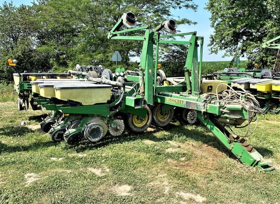 Main image John Deere 1780