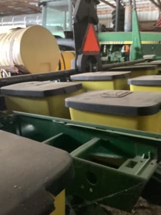 Image of John Deere 1780 equipment image 3