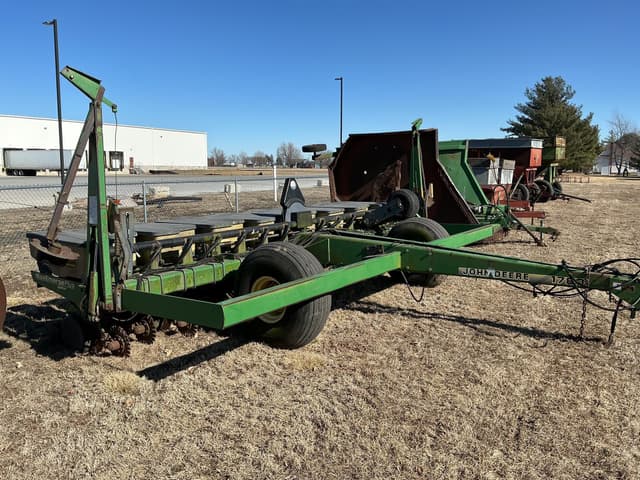 Image of John Deere 1780 equipment image 1