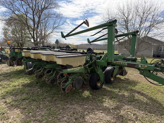 Image of John Deere 1780 equipment image 3