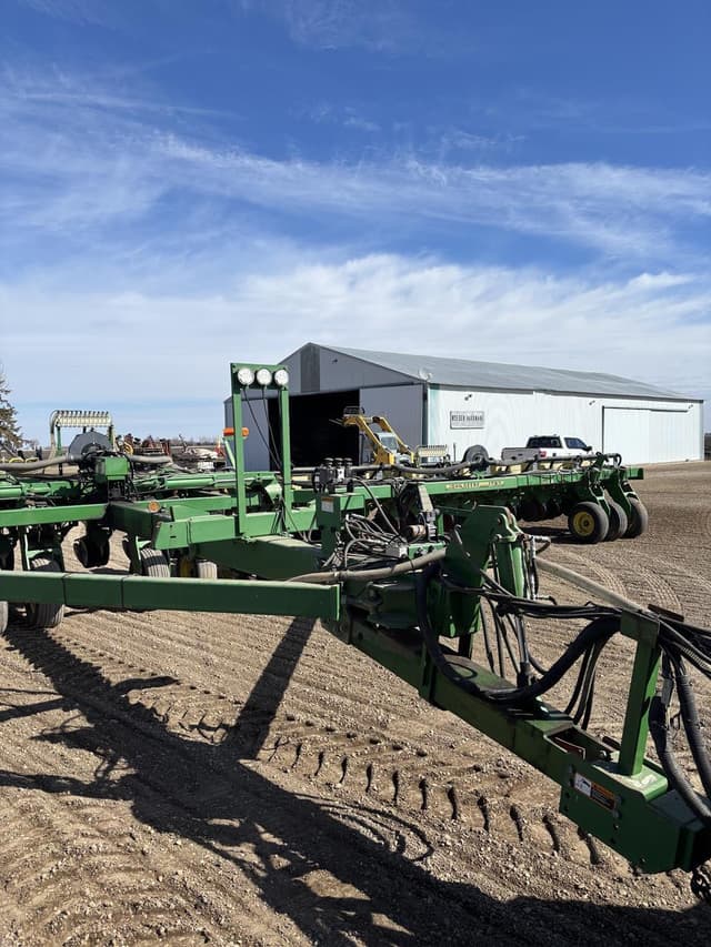 Image of John Deere 1780 equipment image 2