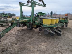 1998 John Deere 1780 Image