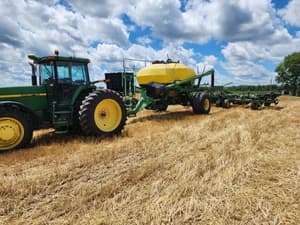 1998 John Deere 1850 Image