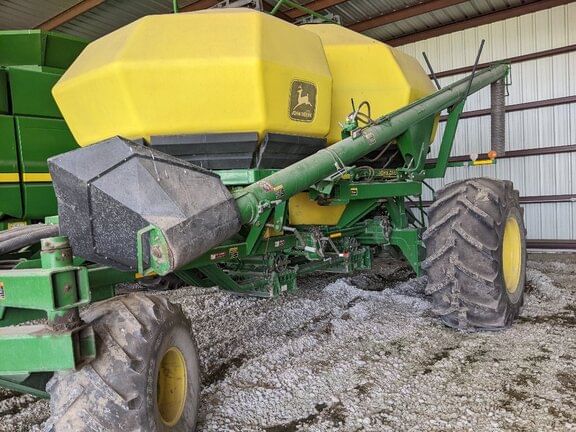 Main image John Deere 1900