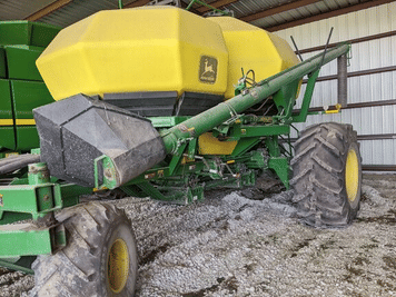 Main image John Deere 1900