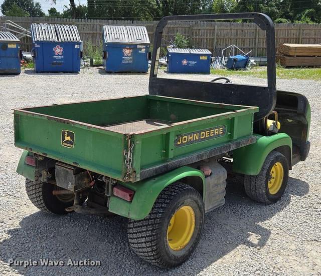 Image of John Deere Pro Gator 2030 equipment image 4
