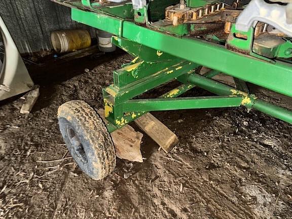 Image of John Deere Undetermined equipment image 2