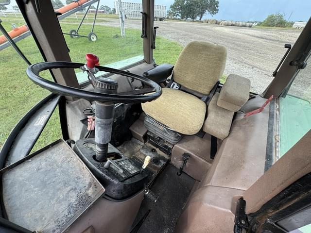 Image of John Deere 2755 equipment image 4