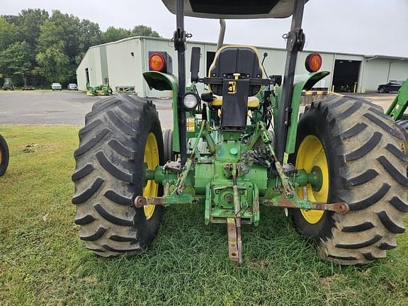 Image of John Deere 2755 equipment image 3