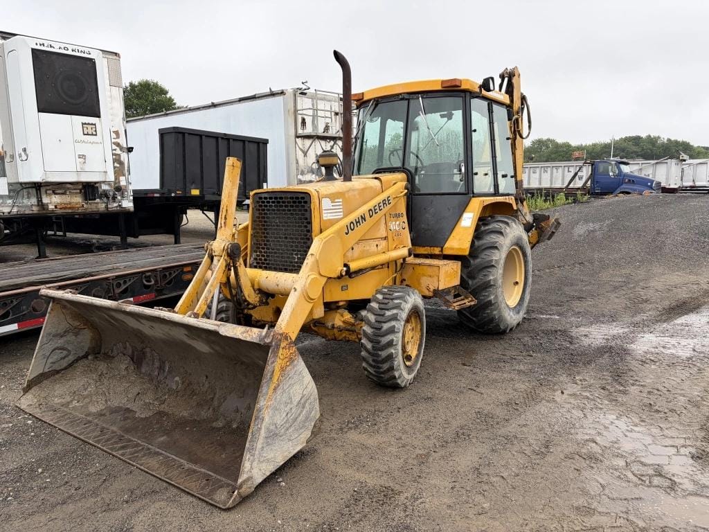 1998 John Deere 310C Equipment Image0