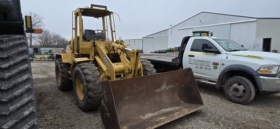 Image of John Deere 344H equipment image 3